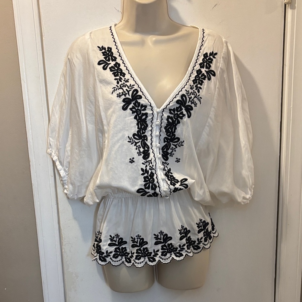 Karen Kane Small blouse boho Embroidery cotton 26-111